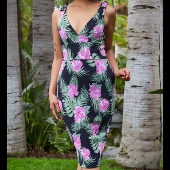 Pinup Couture Dresses & Skirts - *altered* PUG 3X Floral Wiggle Dress